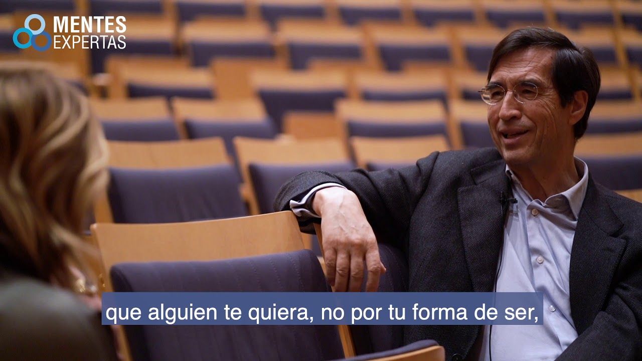 reducir la importancia o el valor de algo